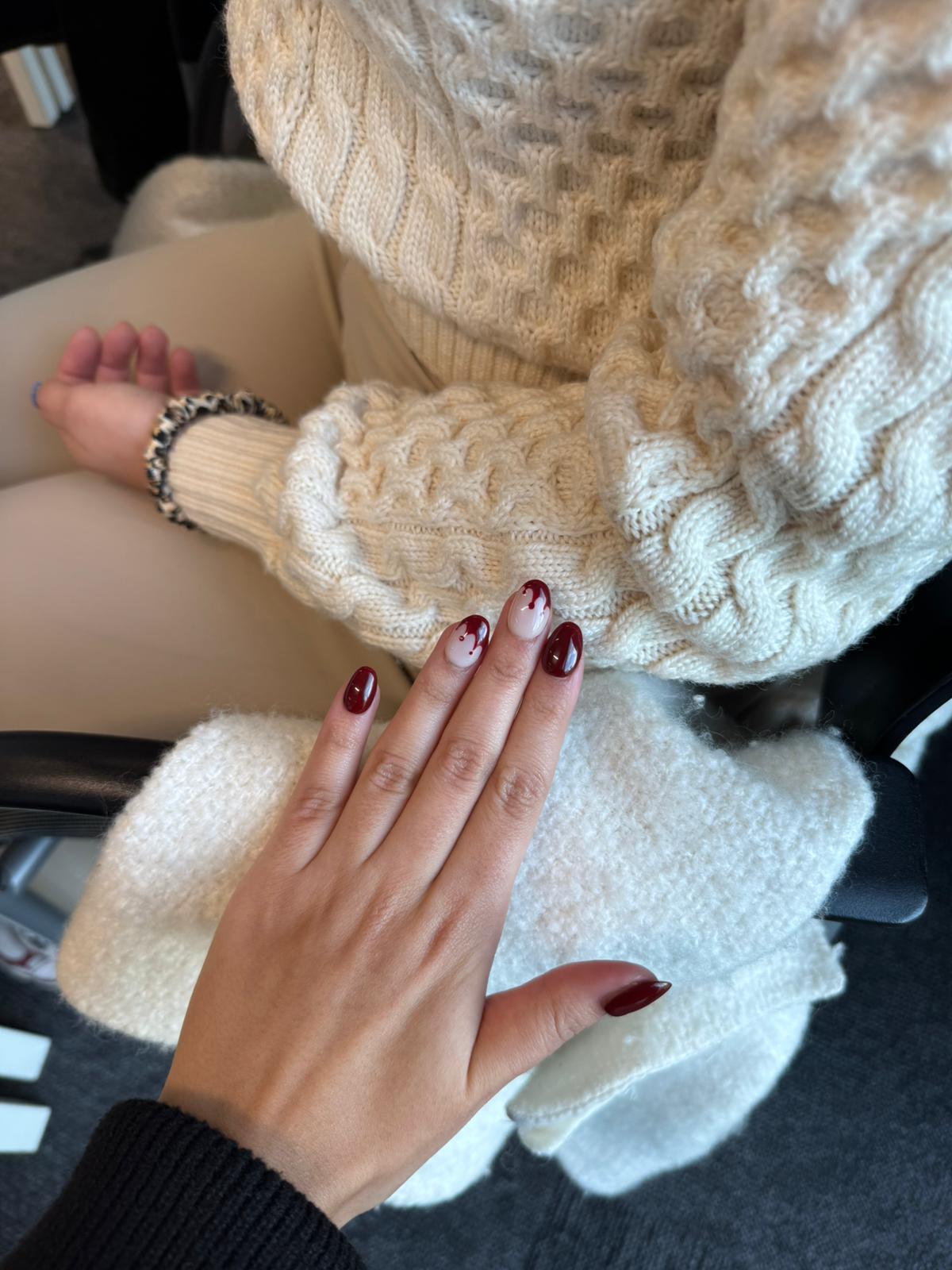 Custom nail design - burgundy hearts